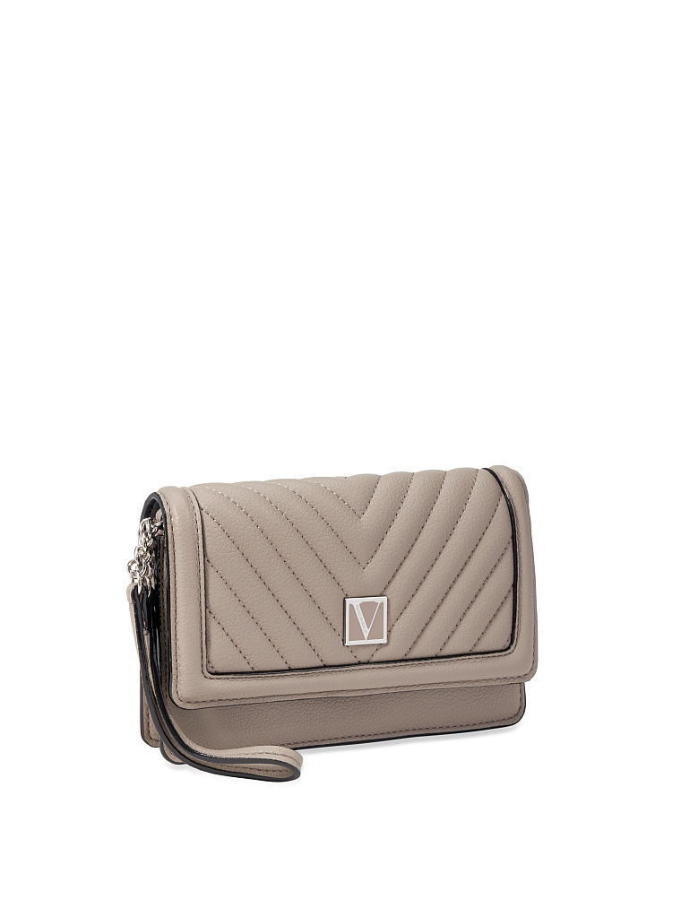 Pochette Victoria, Description, large