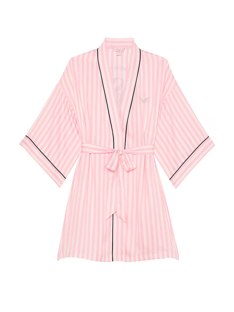 Robe De Chambre En Satin Glacé Du Défilé De Mode Victoria’s Secret 2024, 73QU-11250022, large