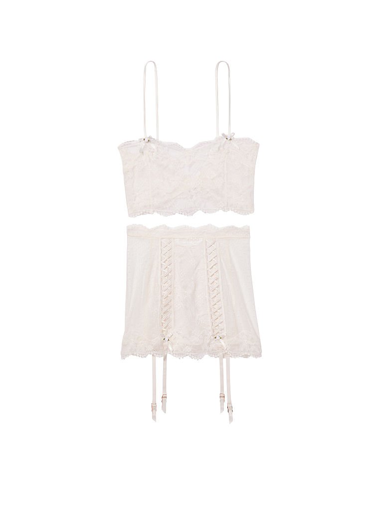 Ensemble Jupe Portejarretelles Et Haut Court En Dentelle Victoria